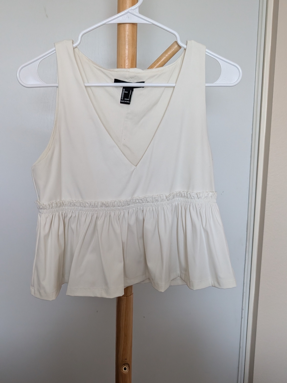 Forever 21 Cream V-Neck Peplum Crop Tank